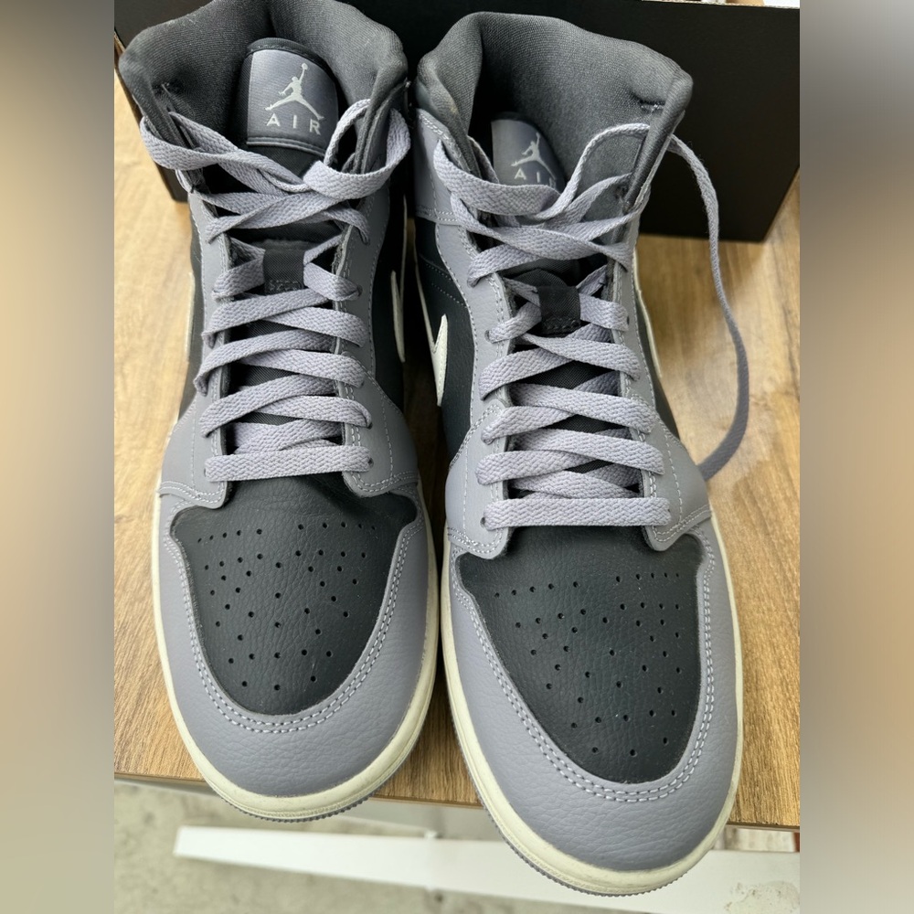 Nike Jordan's barely worn